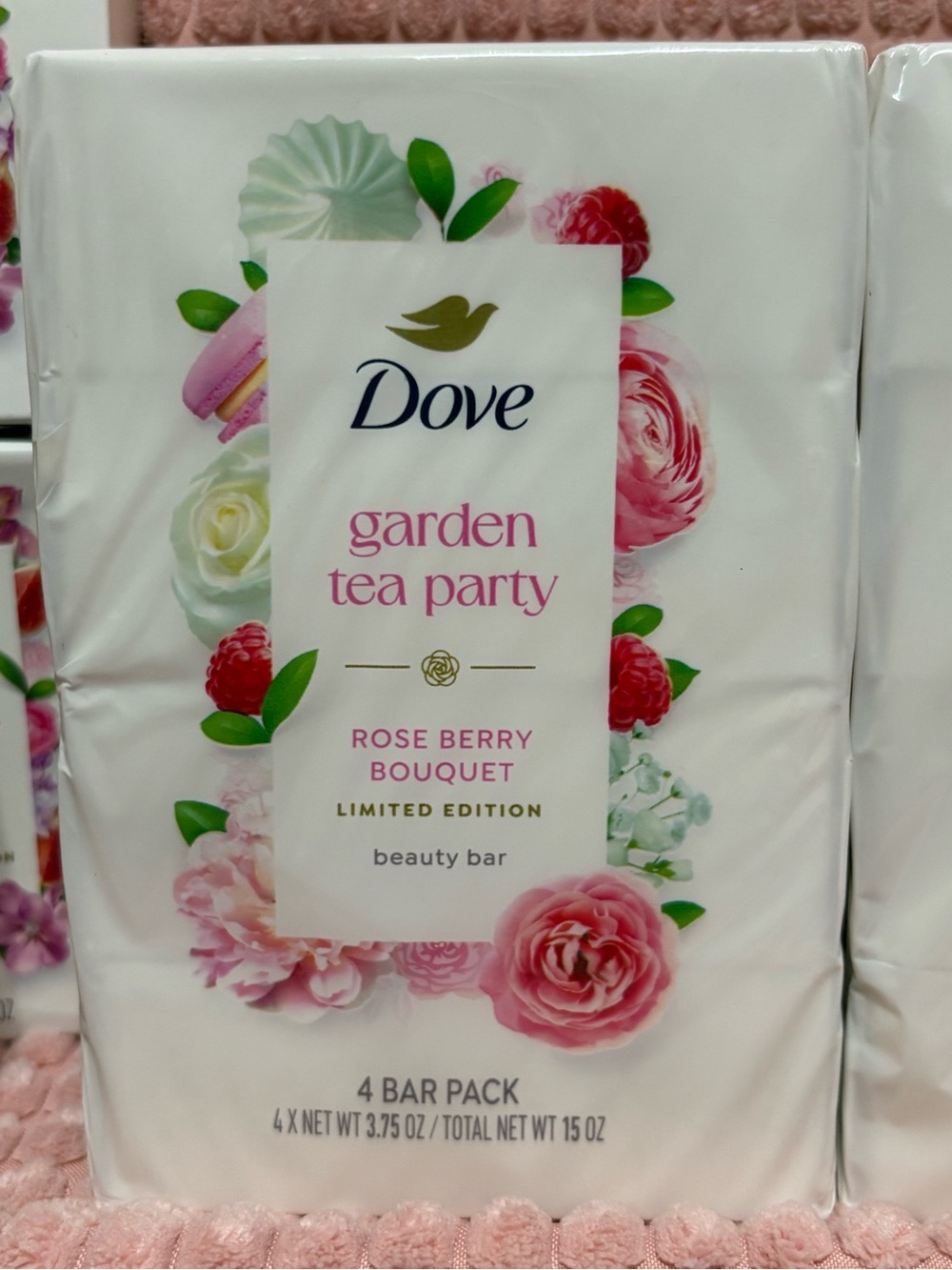 DOVE Limited Edition Soap 12 Beauty Bars - Garden Tea Party - Fig, Pear, Rose - Picture 3 of 4